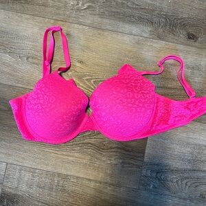 Pink wear everywhere bra